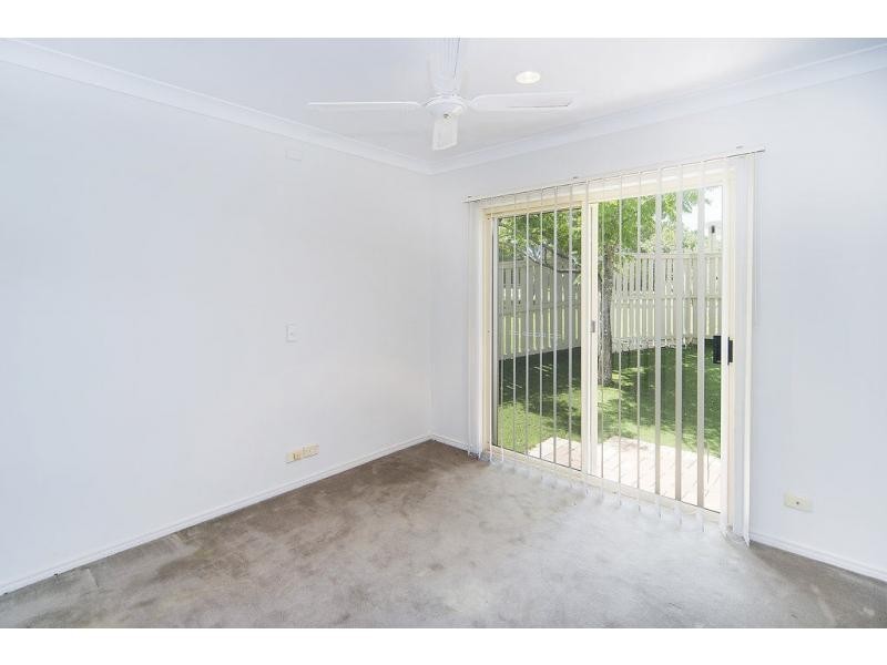 8124 Magnolia Gardens, Hope Island QLD 4212