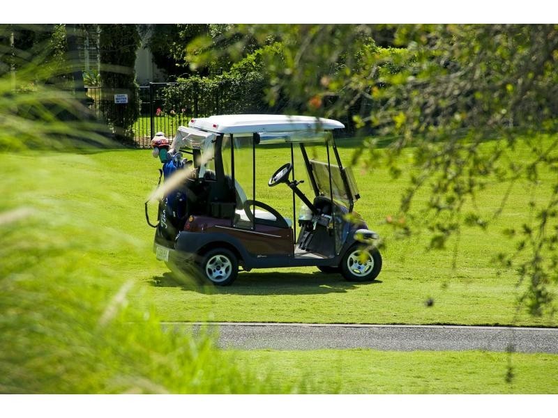 Hope Island QLD 4212