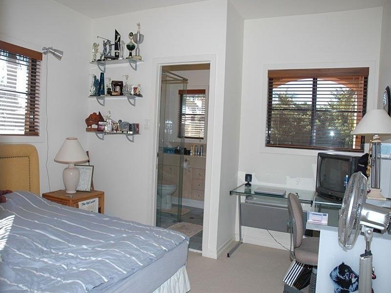 3238 Palladian Drive, Hope Island QLD 4212