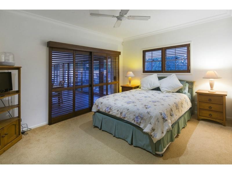 27 Champagne Boulevard, Helensvale QLD 4212