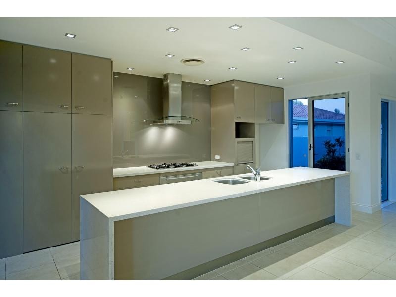 Hope Island QLD 4212