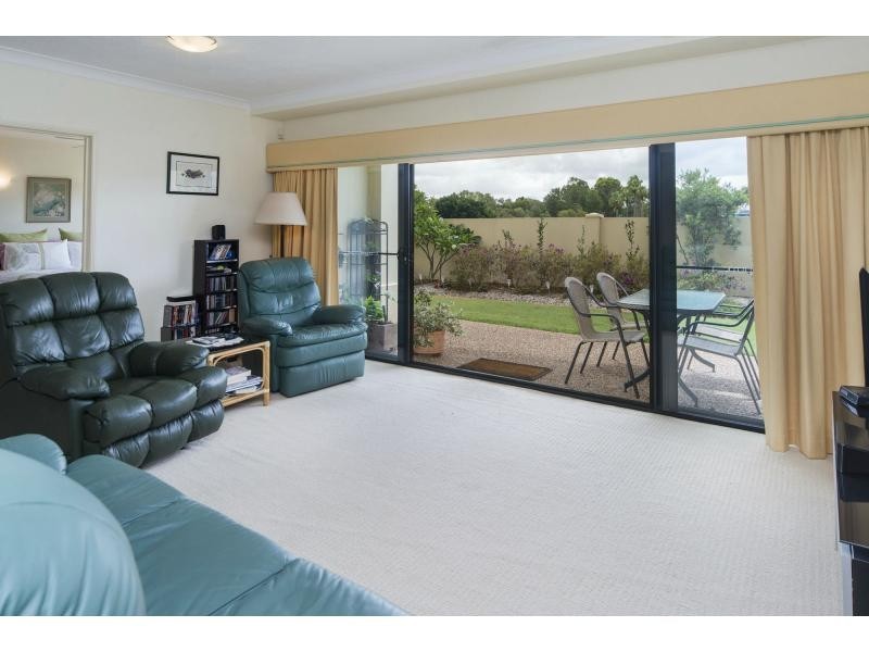 24/38-50 Caseys Road, Hope Island QLD 4212