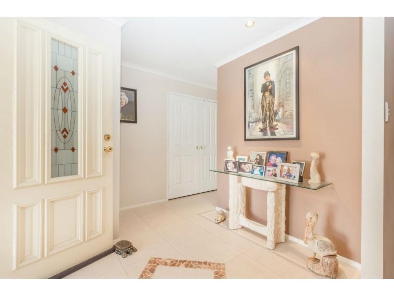 30 Wendoree Way, Coombabah QLD 4216