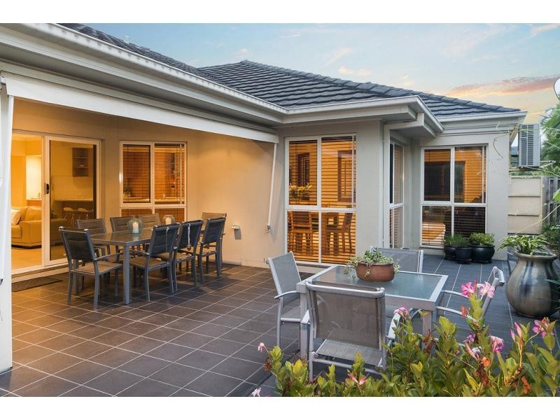 24 Princeton Street, Oxenford QLD 4210