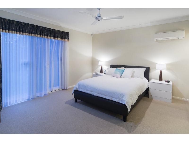 24 Princeton Street, Oxenford QLD 4210