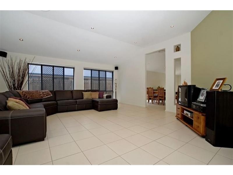 9 Jagera Drive, Upper Coomera QLD 4209