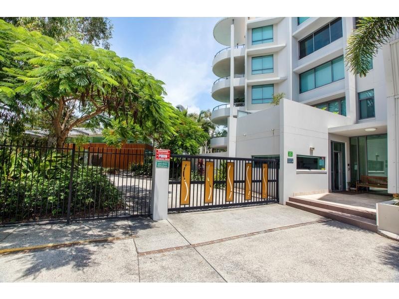 16D/20 Bayview Street, Runaway Bay QLD 4216