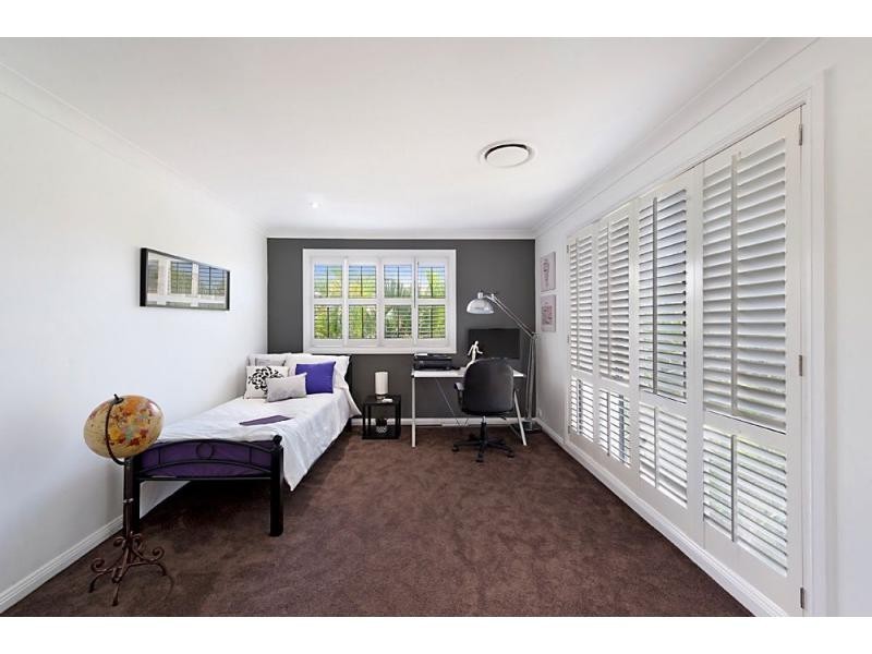 1675 Riverdale Drive, Hope Island QLD 4212