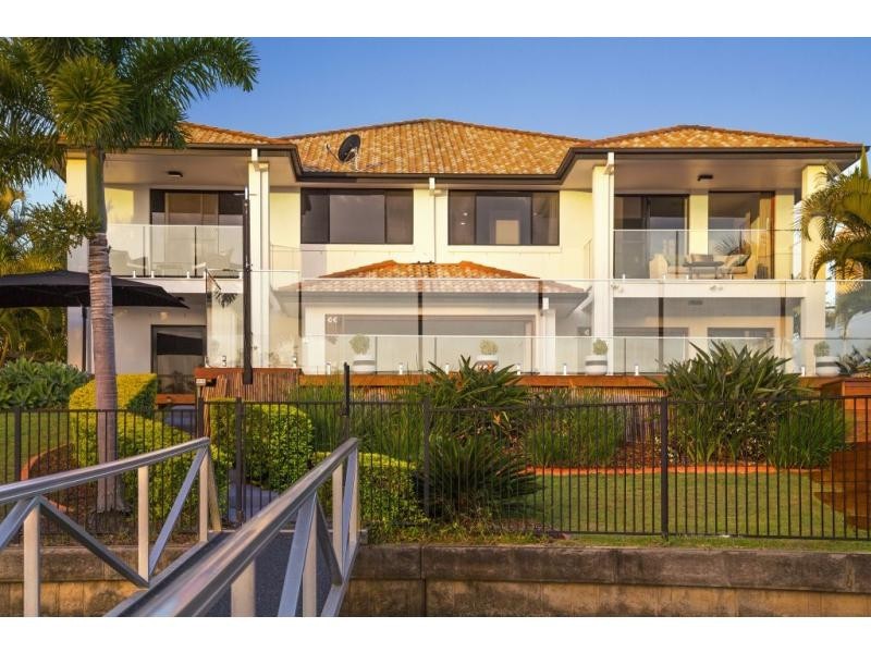 1675 Riverdale Drive, Hope Island QLD 4212
