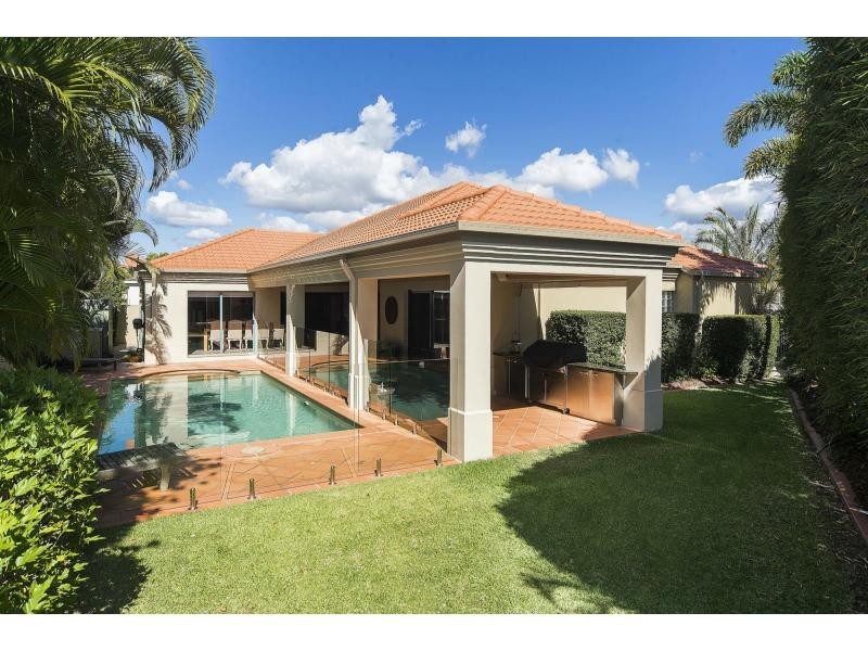 1648 Riverdale Court, Hope Island QLD 4212