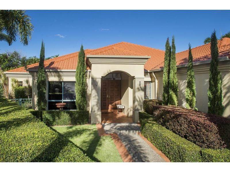 1648 Riverdale Court, Hope Island QLD 4212