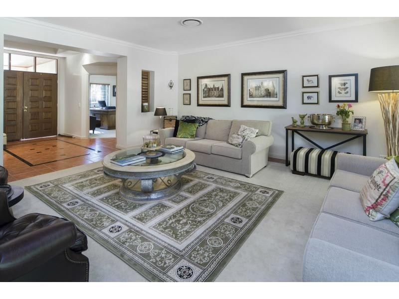 1648 Riverdale Court, Hope Island QLD 4212