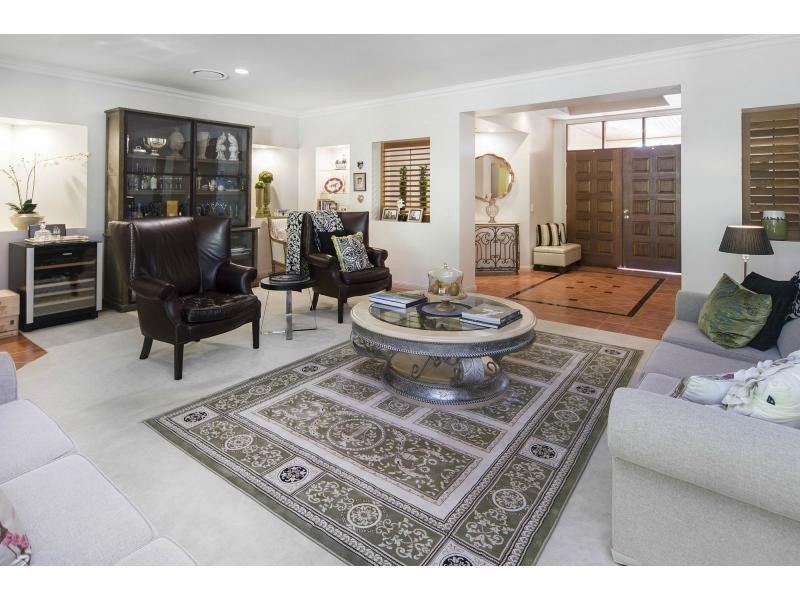 1648 Riverdale Court, Hope Island QLD 4212