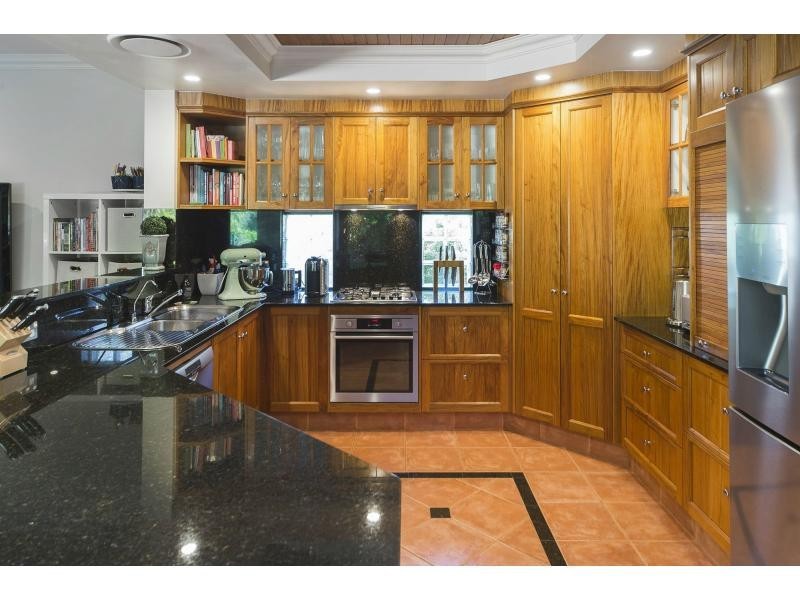 1648 Riverdale Court, Hope Island QLD 4212