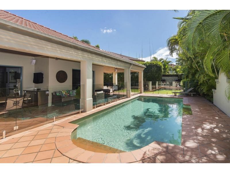 1648 Riverdale Court, Hope Island QLD 4212