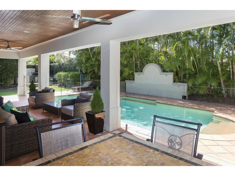 1648 Riverdale Court, Hope Island QLD 4212