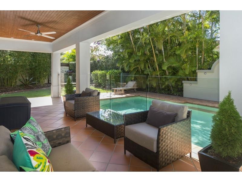 1648 Riverdale Court, Hope Island QLD 4212