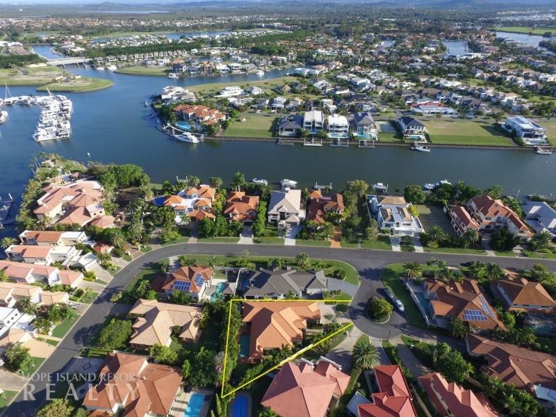 1648 Riverdale Court, Hope Island QLD 4212