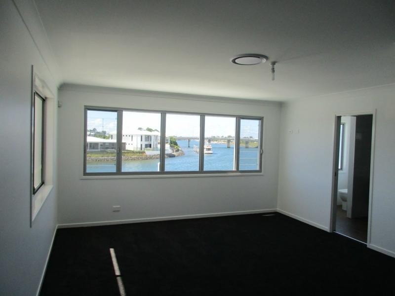 Hope Island QLD 4212