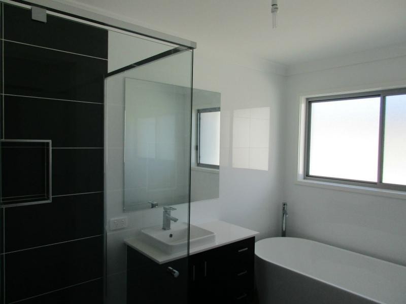 Hope Island QLD 4212