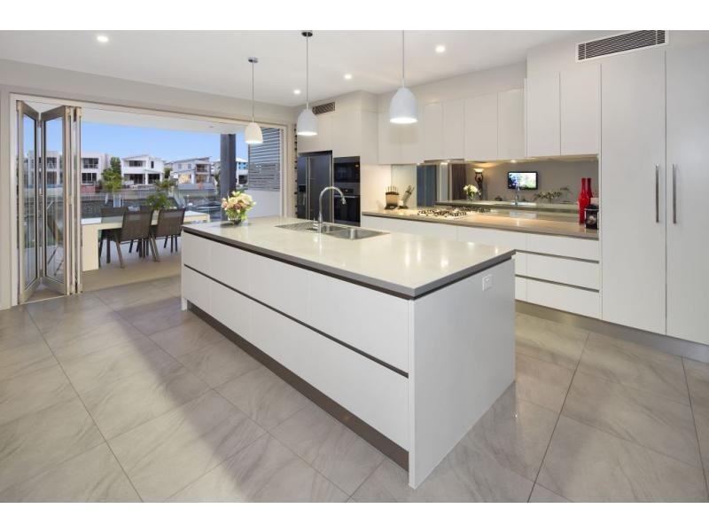 20 River Links Boulevard East, Helensvale QLD 4212