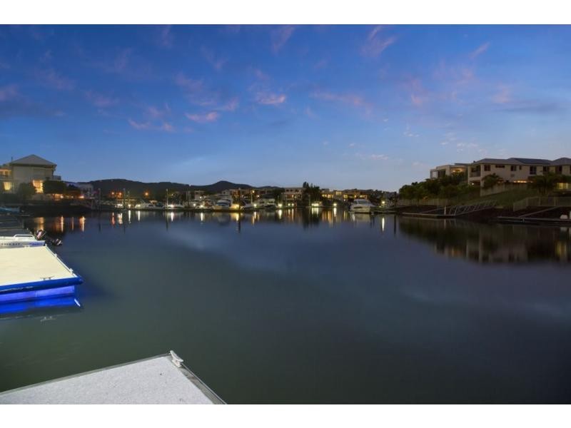 20 River Links Boulevard East, Helensvale QLD 4212