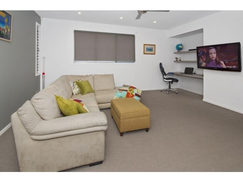 20 River Links Boulevard East, Helensvale QLD 4212