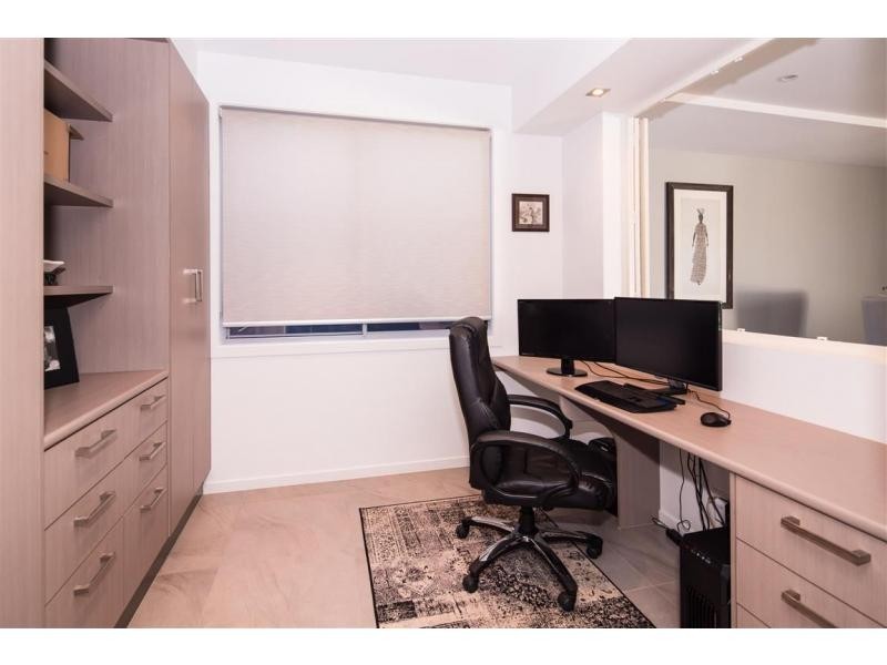 20 River Links Boulevard East, Helensvale QLD 4212