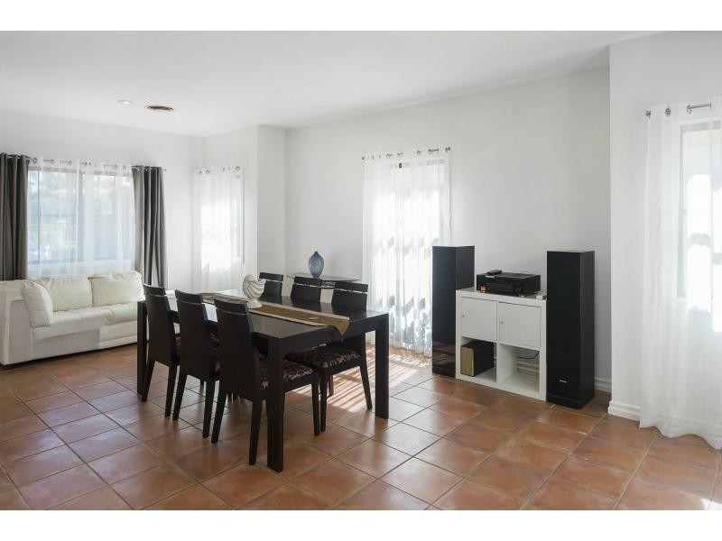 3291 Palladian Drive, Hope Island QLD 4212