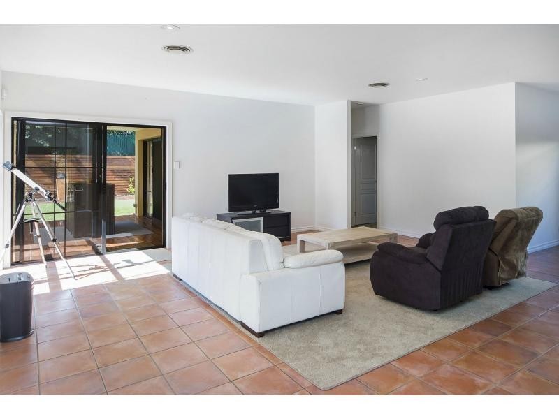 3291 Palladian Drive, Hope Island QLD 4212