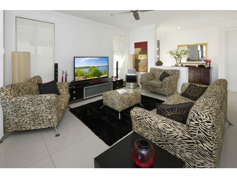 7408 Ellensbrook Drive, Hope Island QLD 4212