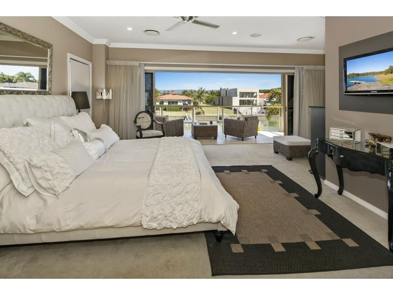 7408 Ellensbrook Drive, Hope Island QLD 4212