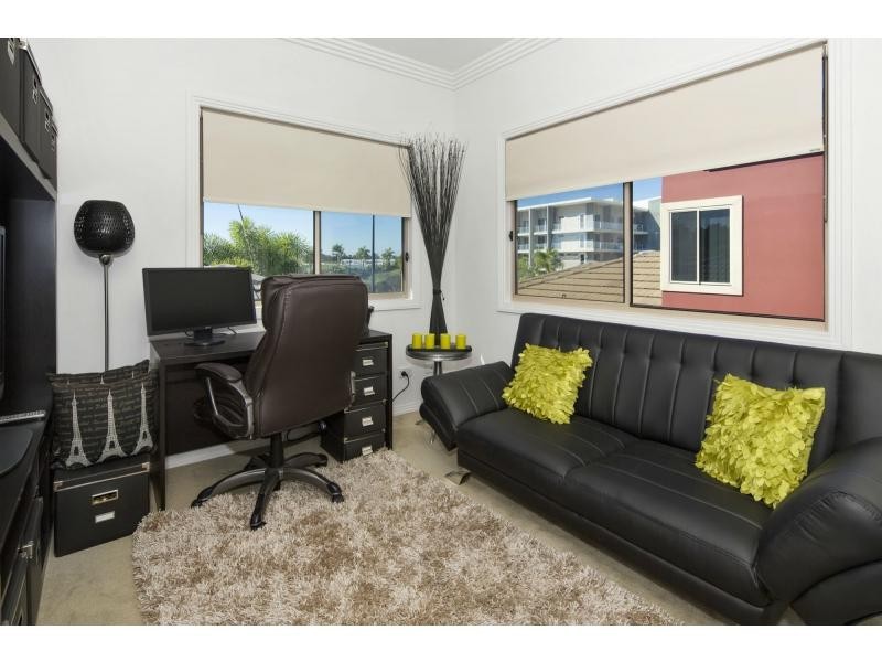 7408 Ellensbrook Drive, Hope Island QLD 4212