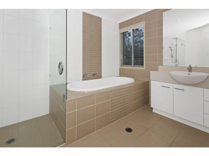 4 Prewett Street, Upper Coomera QLD 4209