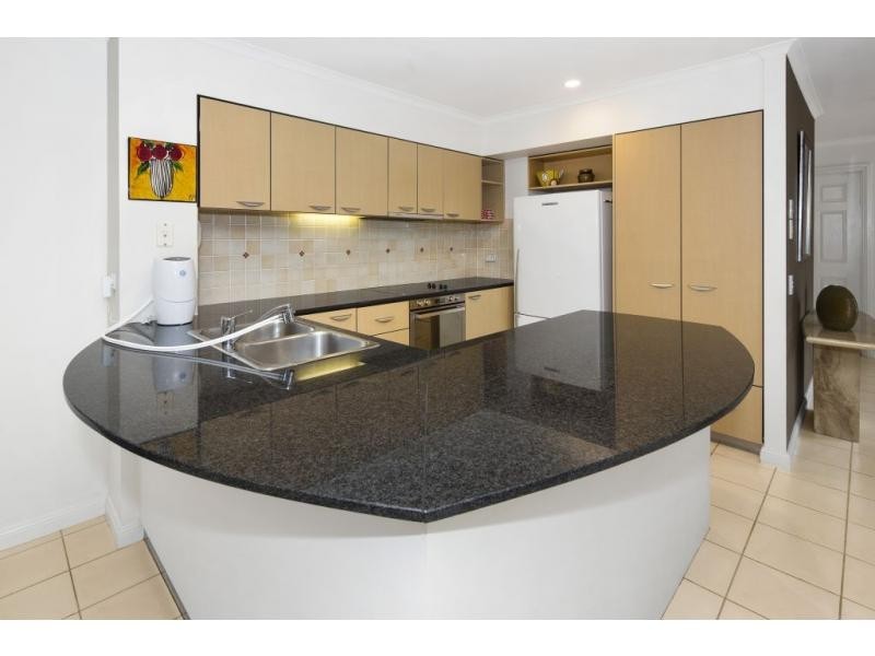 8880 Magnolia Drive East, Hope Island QLD 4212