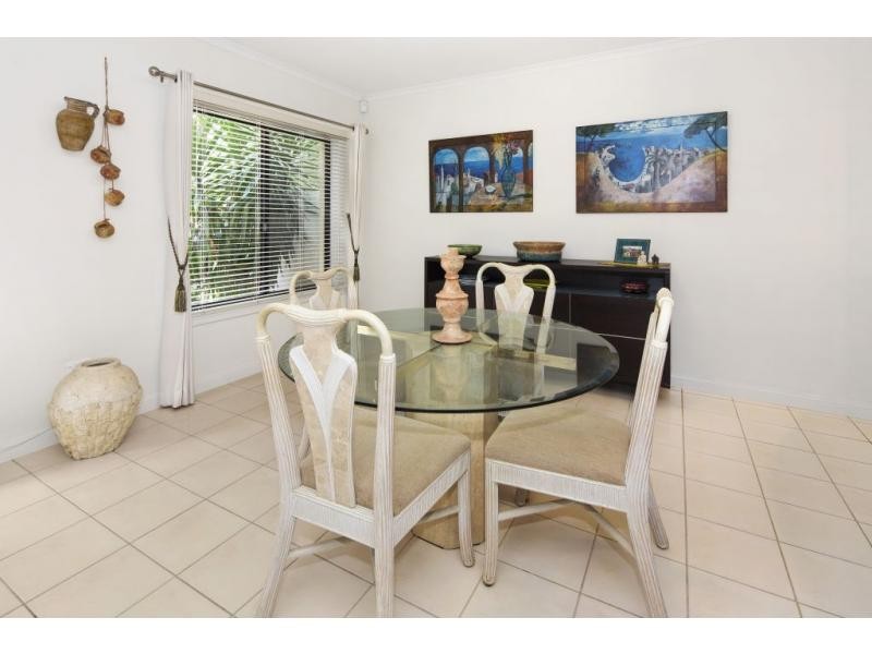 8880 Magnolia Drive East, Hope Island QLD 4212