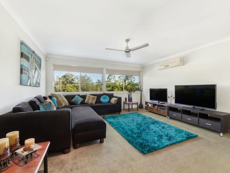 13 River Links Blvd East, Helensvale QLD 4212