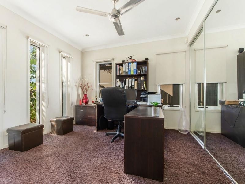 13 River Links Blvd East, Helensvale QLD 4212