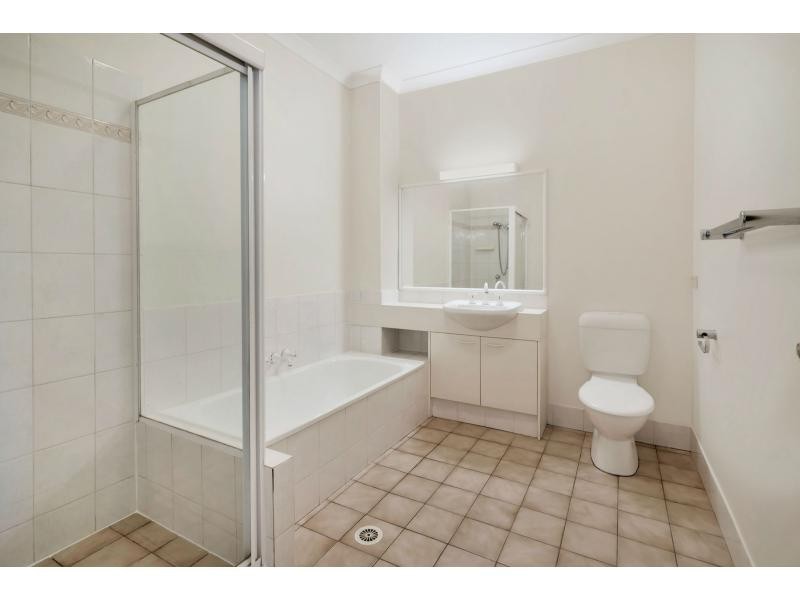 14/60-76 Caseys Road, Hope Island QLD 4212