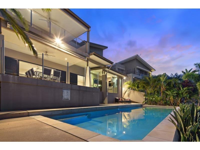 27 Quayside Drive, Helensvale QLD 4212