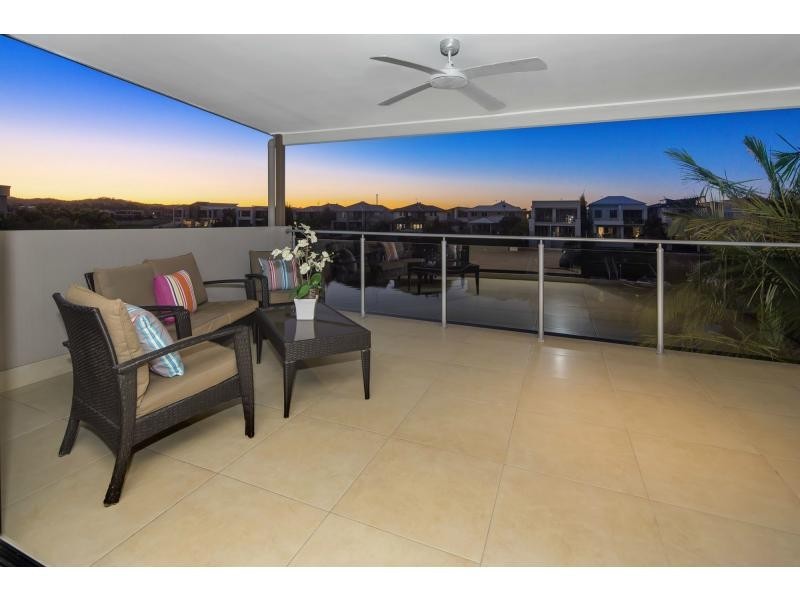 27 Quayside Drive, Helensvale QLD 4212