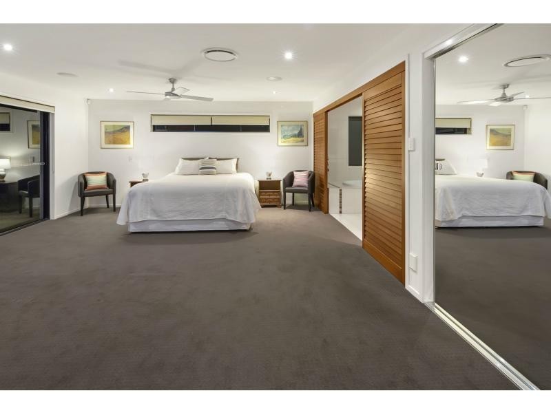 27 Quayside Drive, Helensvale QLD 4212