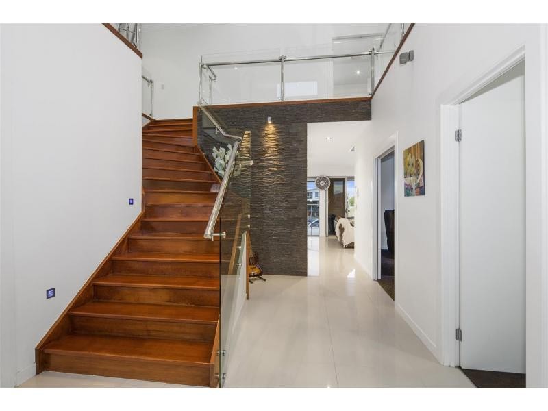 48 River Links Boulevard East, Helensvale QLD 4212