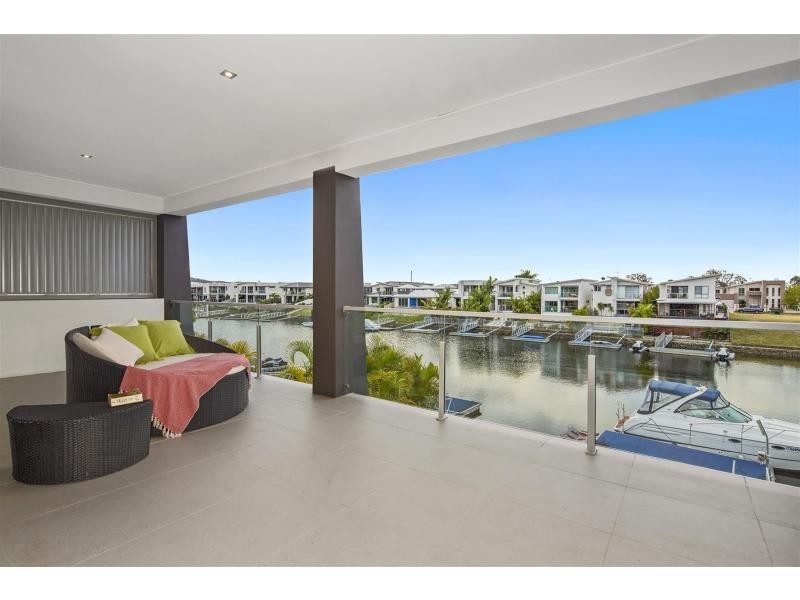 48 River Links Boulevard East, Helensvale QLD 4212