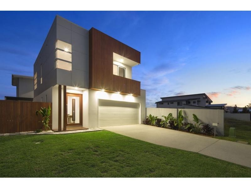 74 River Links Boulevard East, Helensvale QLD 4212
