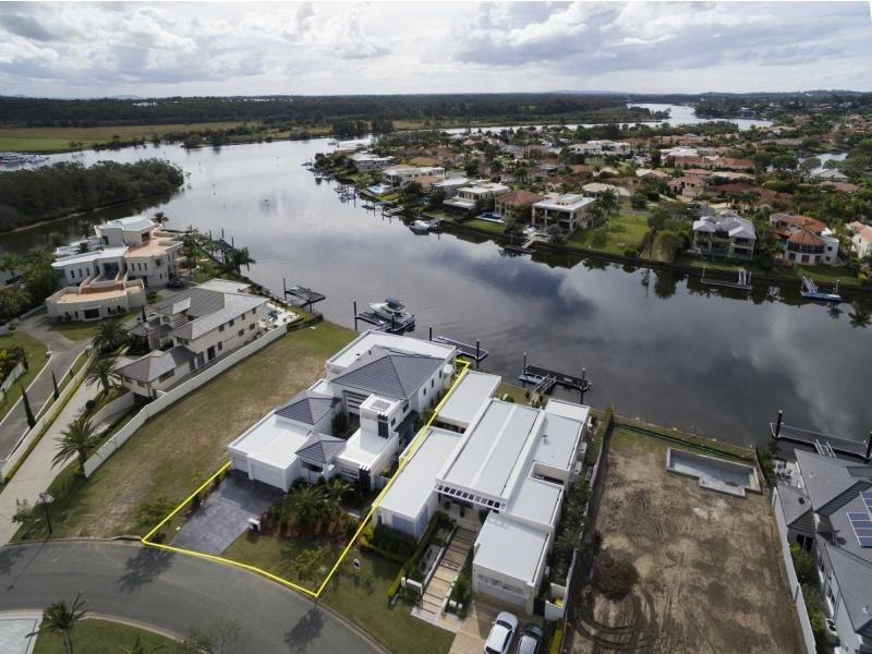 2602 Gracemere Circuit North, Hope Island QLD 4212