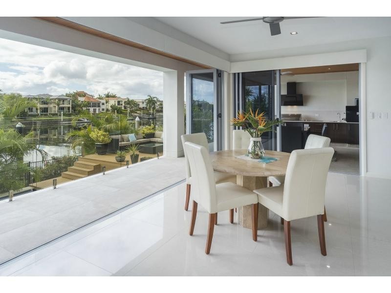 2602 Gracemere Circuit North, Hope Island QLD 4212