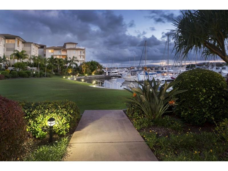1767/1 Rialto Quay Drive, Hope Island QLD 4212