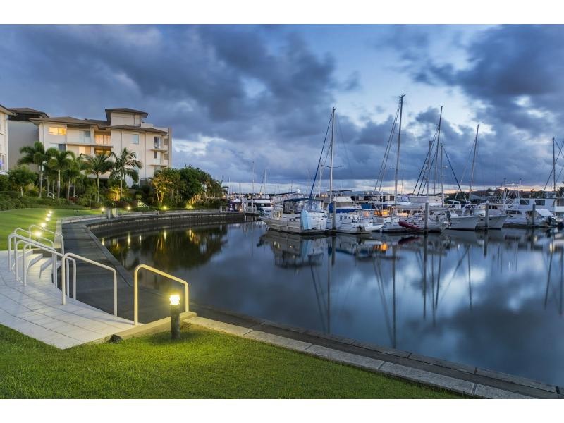1767/1 Rialto Quay Drive, Hope Island QLD 4212