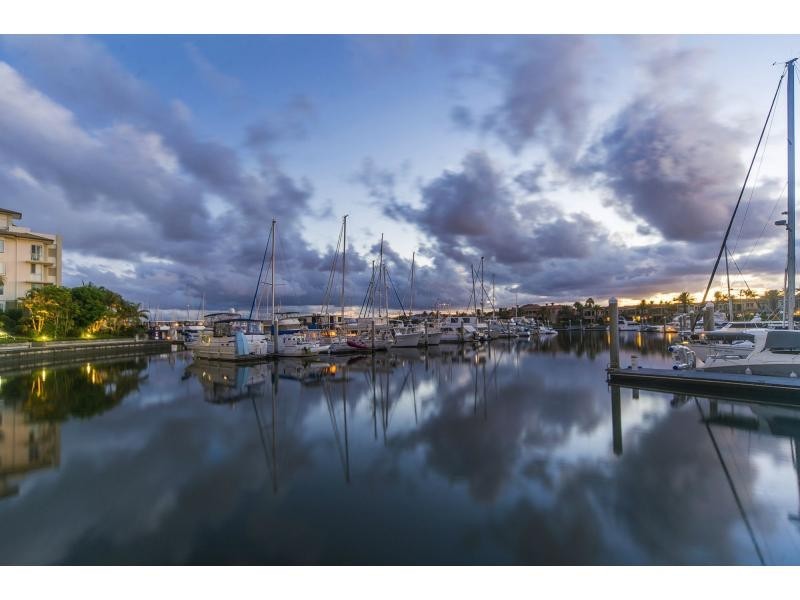 1767/1 Rialto Quay Drive, Hope Island QLD 4212